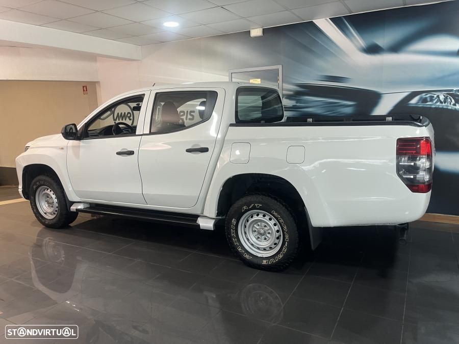 Mitsubishi L200 2.3 DI-D 4WD Cabine Dupla - IVA Dedutível - 6