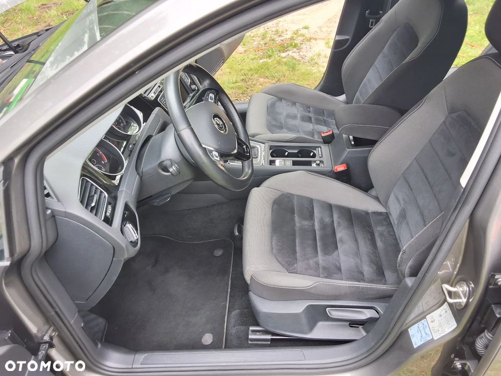 Volkswagen Golf 1.4 TSI (BlueMotion Technology) DSG Highline - 25