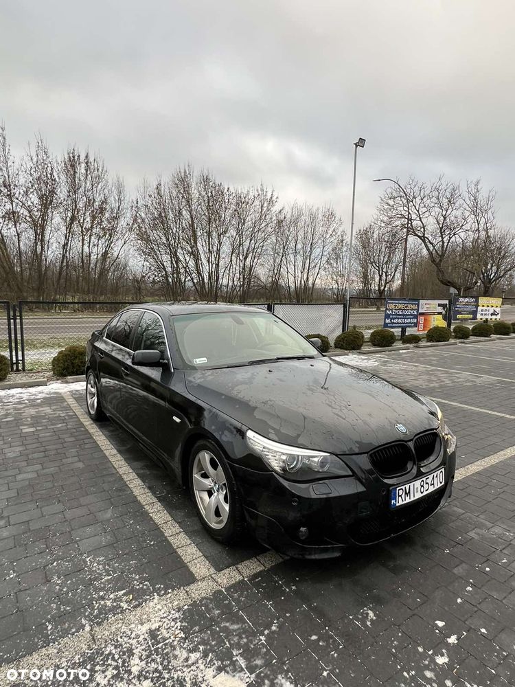 BMW Seria 5 520i - 6