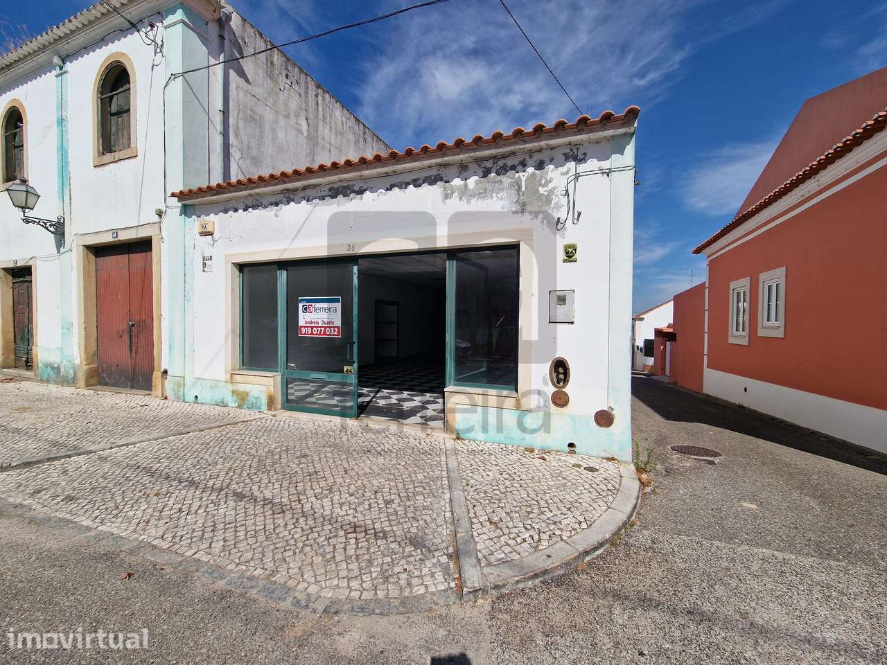 LOja com possibilidade para Moradia T3 - Grande imagem: 3/19
