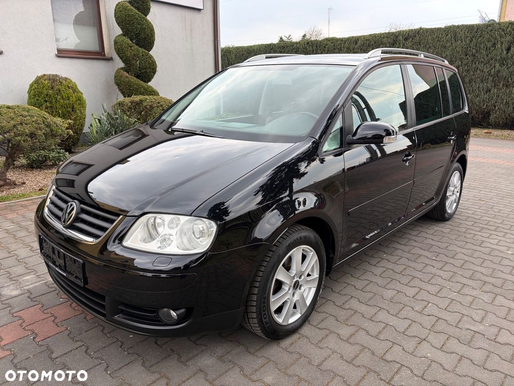 Volkswagen Touran 2.0 FSI Automatik Highline - 17