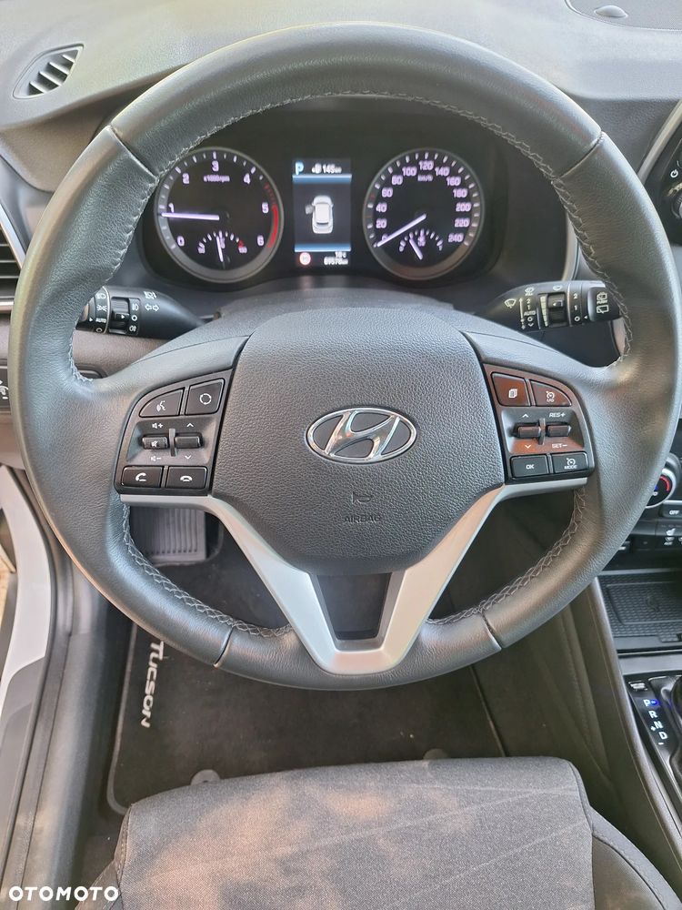 Hyundai Tucson blue 1.6 CRDi 2WD DCT Premium - 19
