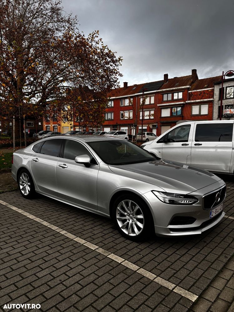 Volvo S90 - 2