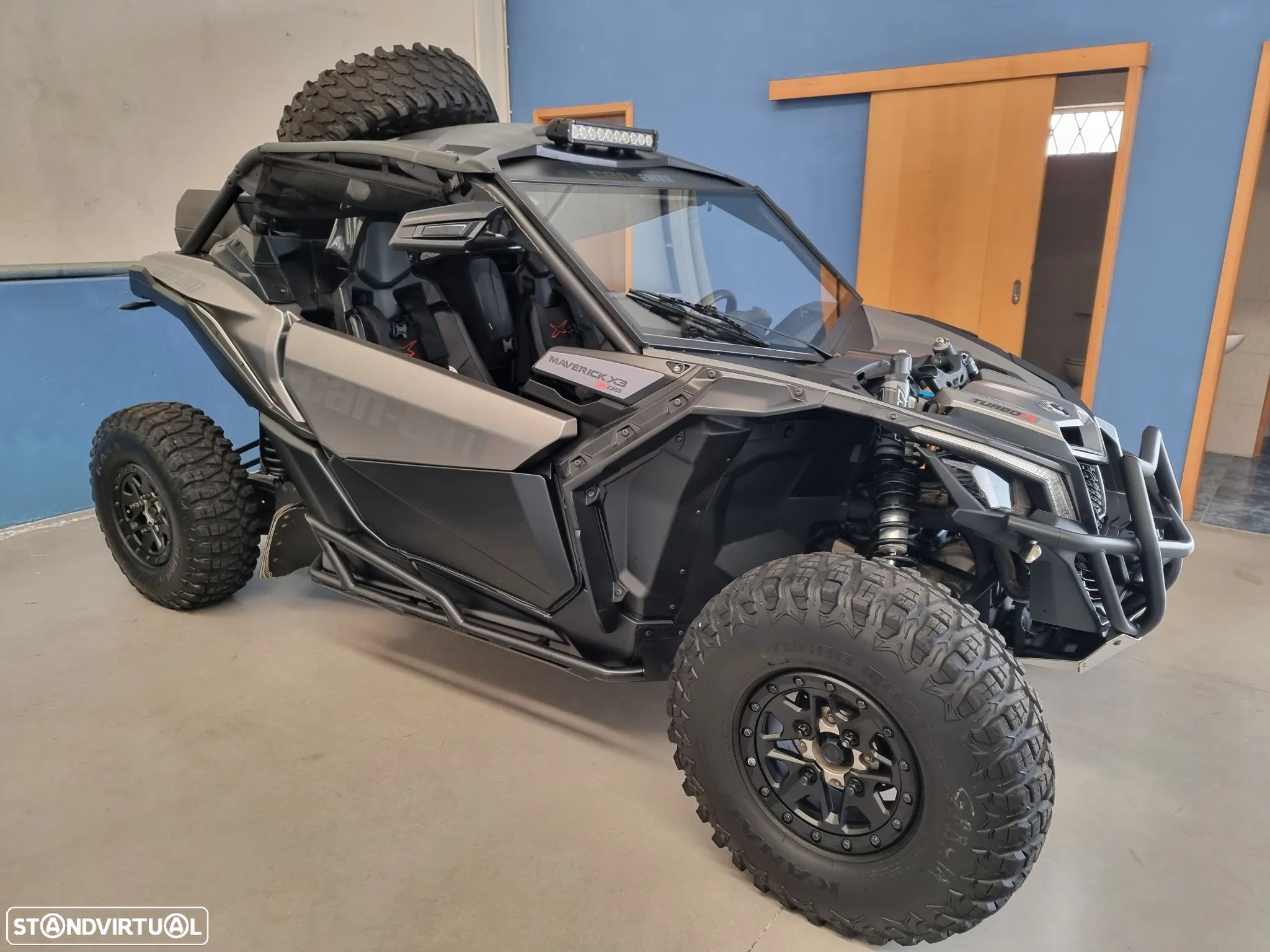Can-Am Maverick X3 XDS TURBO R - 1