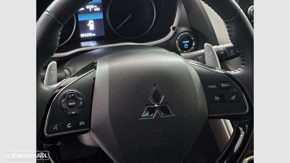 Mitsubishi Eclipse Cross 2.4 PHEV eMotion - 11