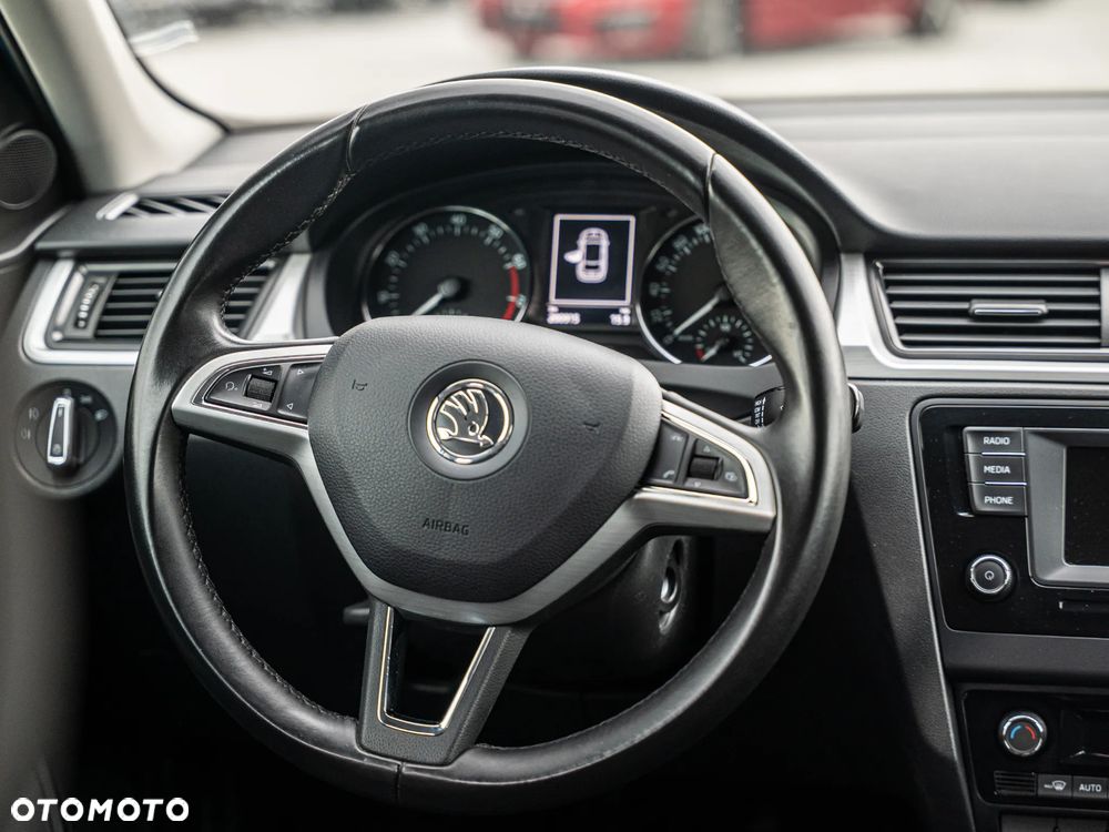 Skoda RAPID - 38