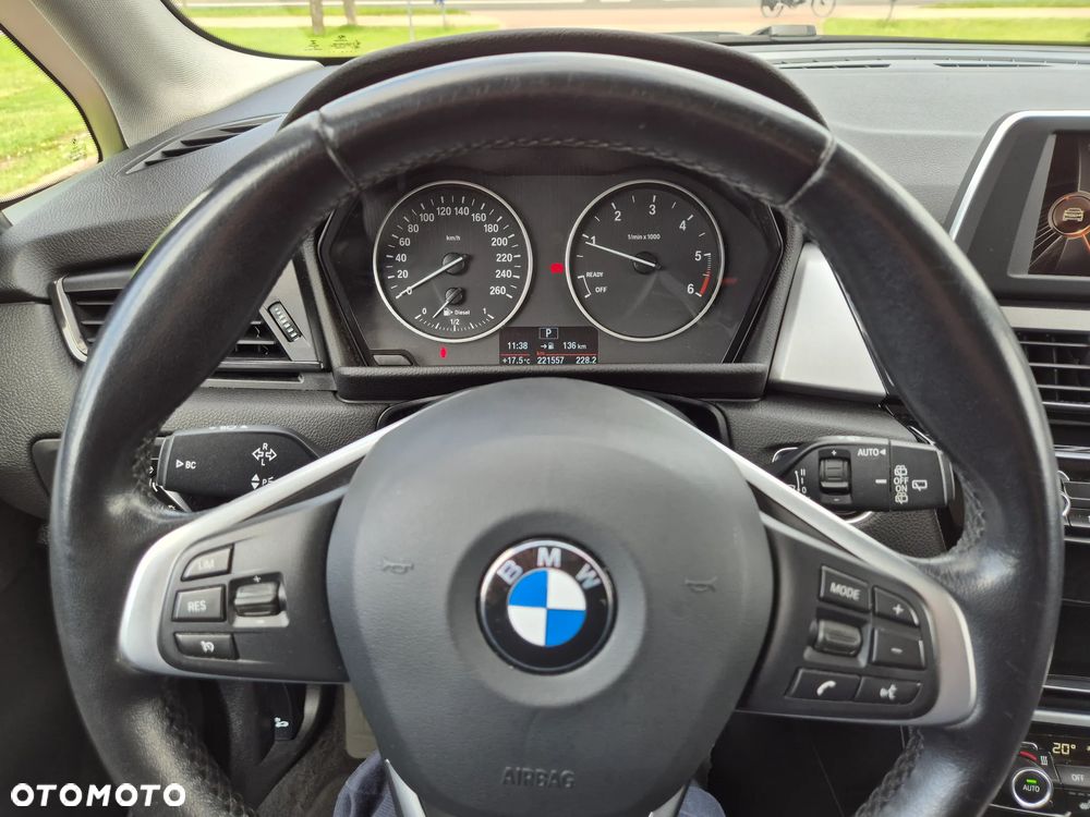 BMW Seria 2 218d Sport-Aut Luxury Line - 38