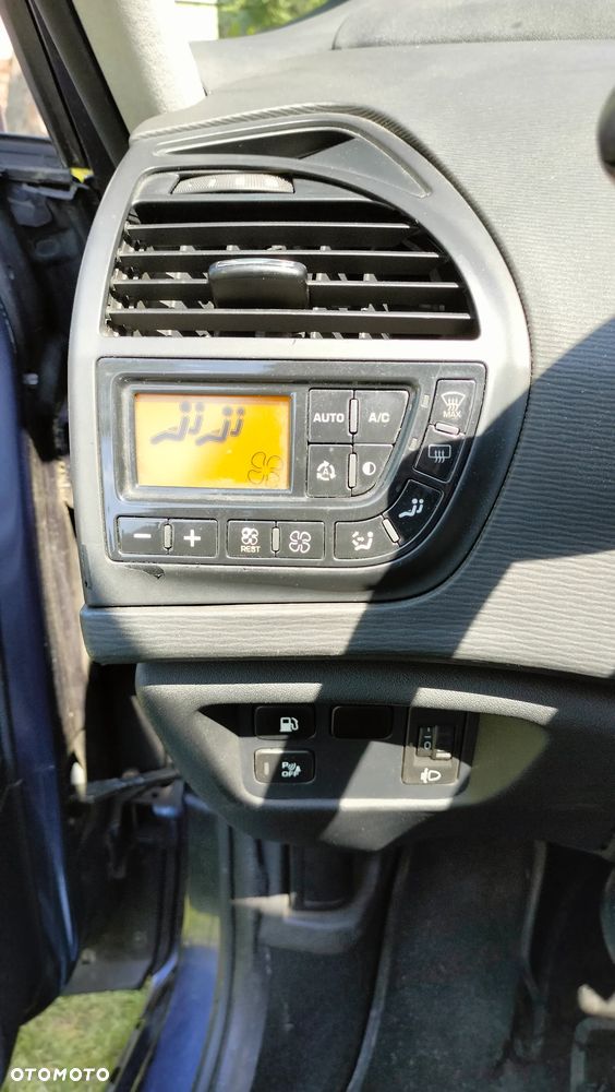 Citroën C4 Picasso 1.6 HDi Equilibre Pack - 15