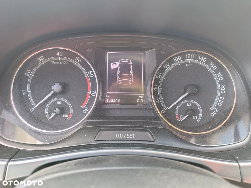 Skoda Fabia 1.0 Ambition - 8
