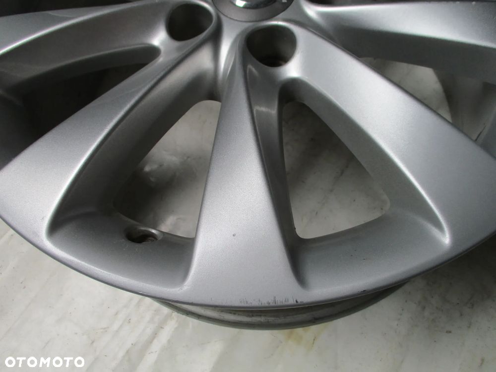 FELGA ALUMINIOWA 17 OPEL CORSA D CORSA E  ET35 - 16