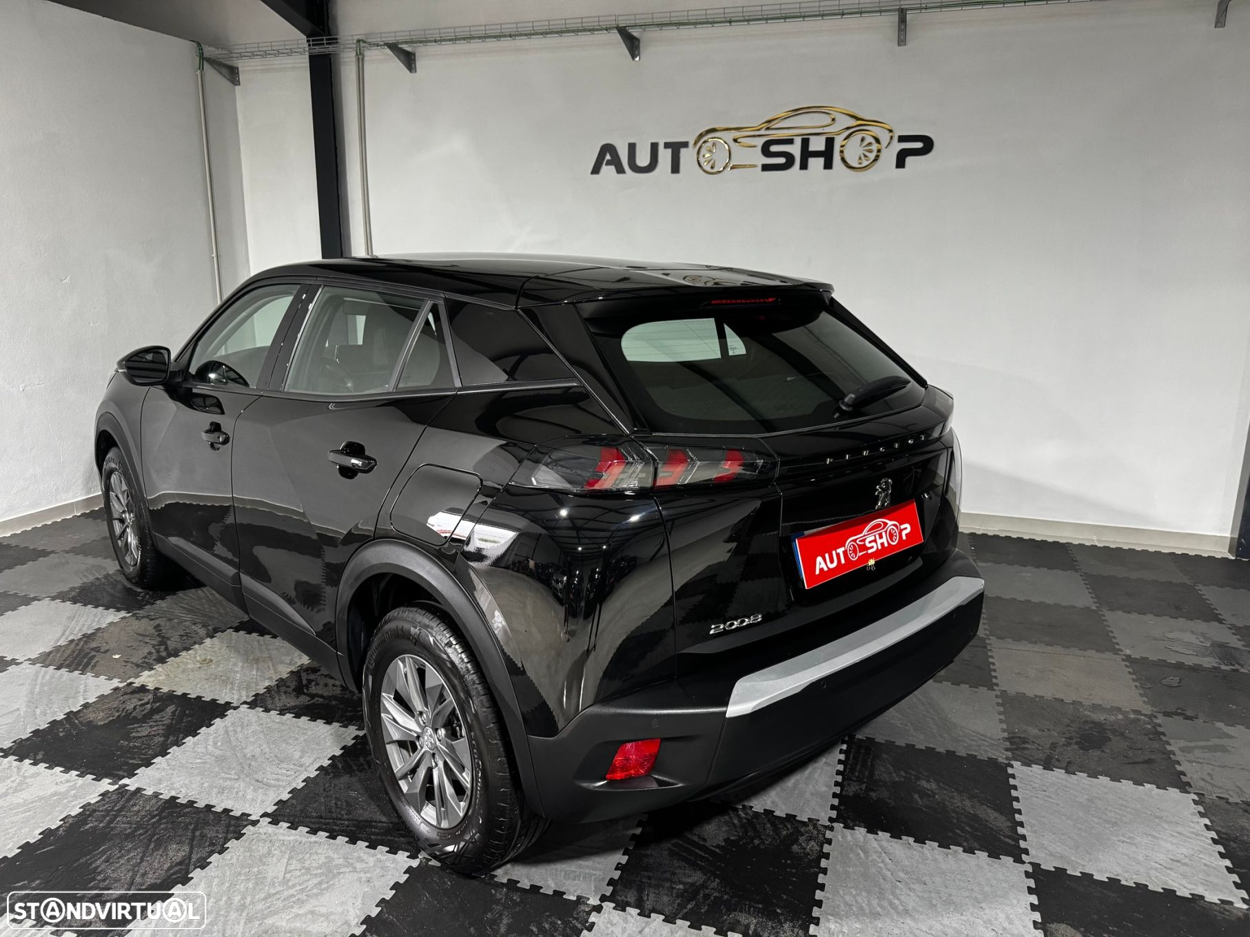 Peugeot 2008 1.5 BlueHDi Active - 12