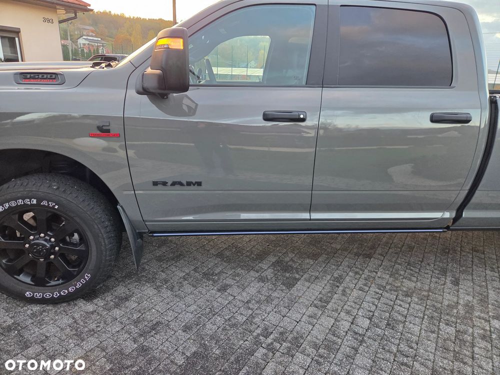 RAM 3500 - 27