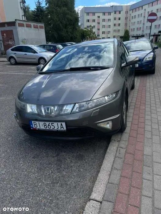 Honda Civic 1.8 Executive - 1