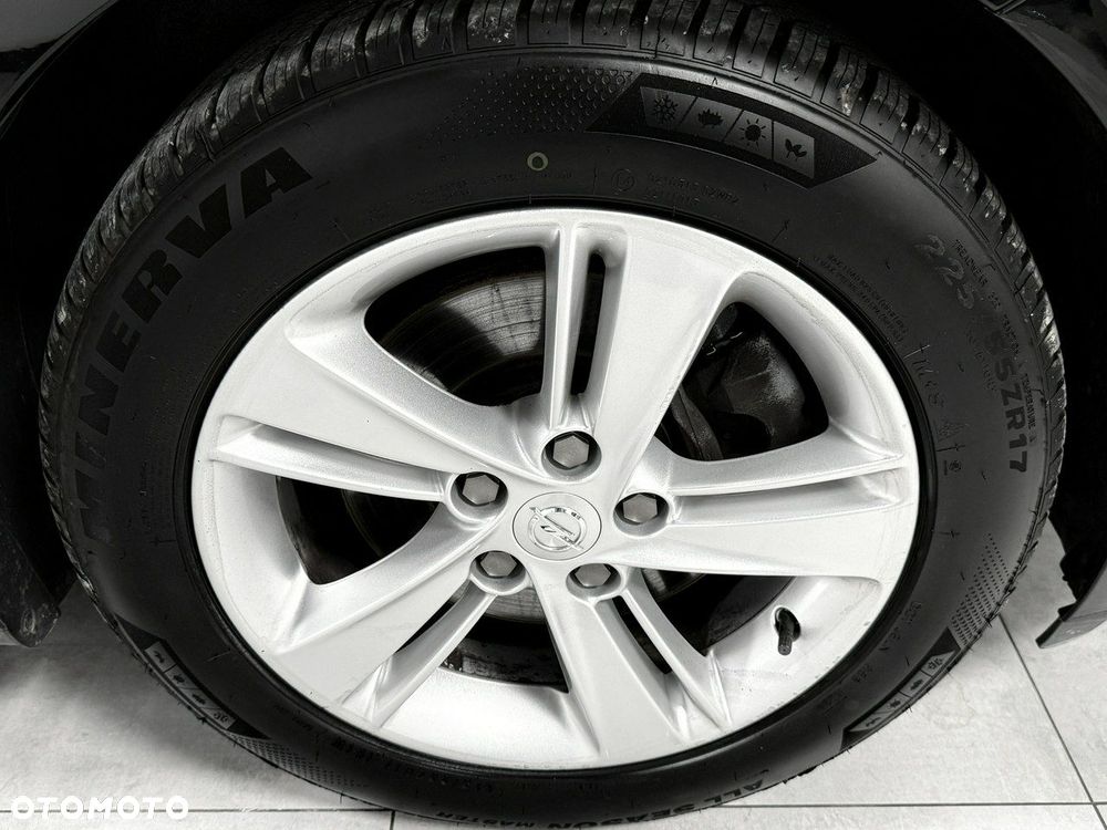 Opel Insignia - 11