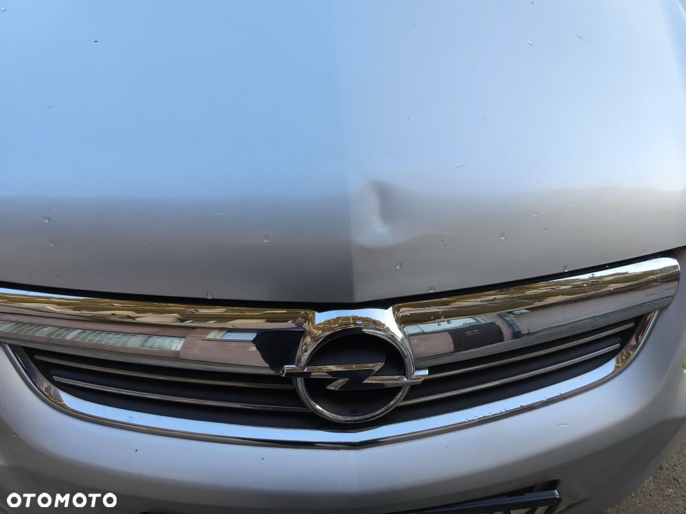 Opel Zafira - 4