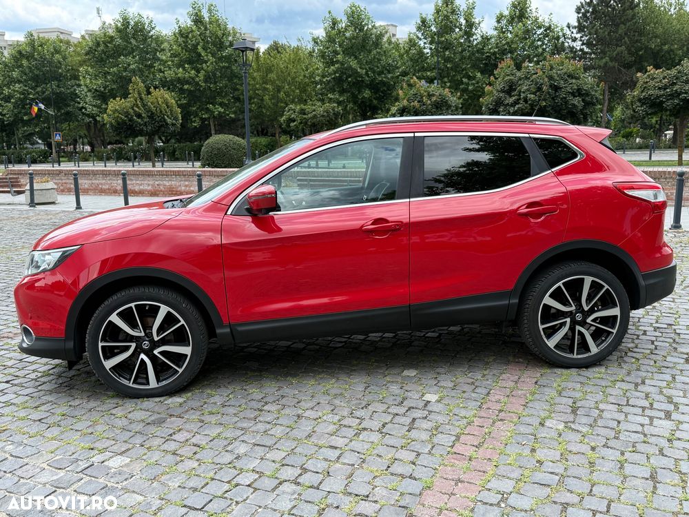 Nissan Qashqai 1.6L dCi Start/Stop 4X4-i Tekna - 12