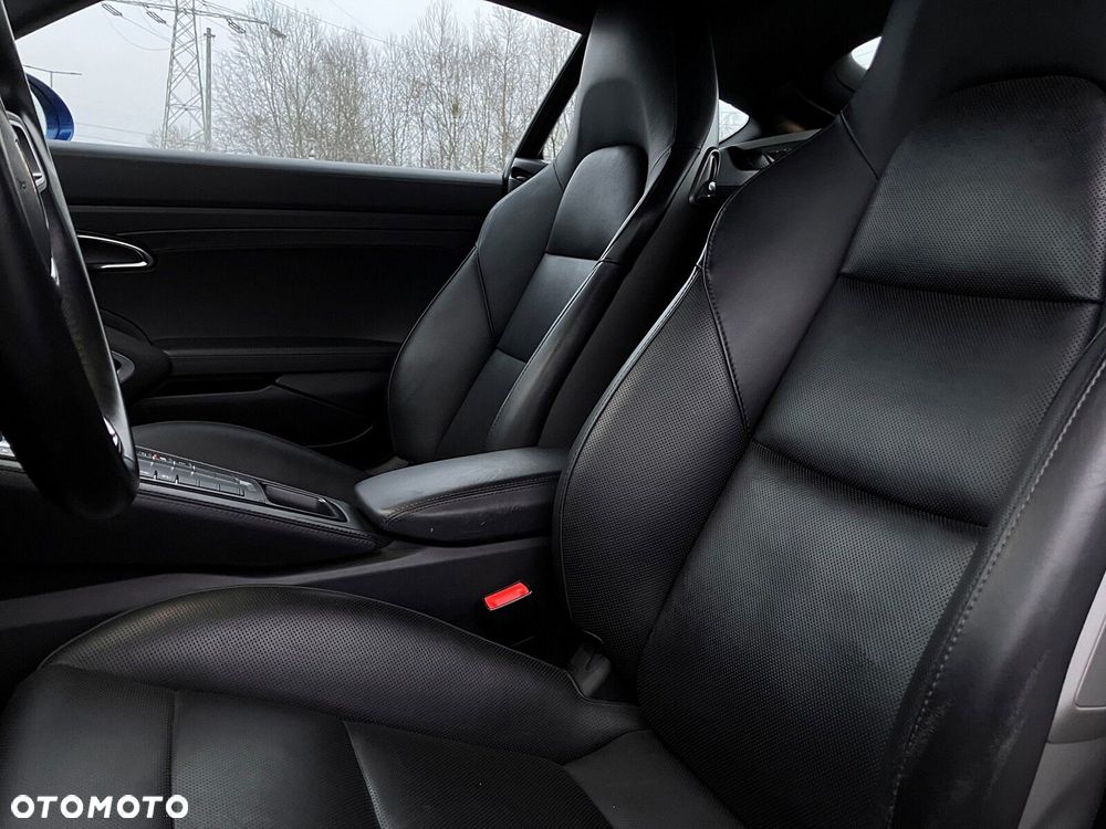 Porsche 718 Cayman - 24