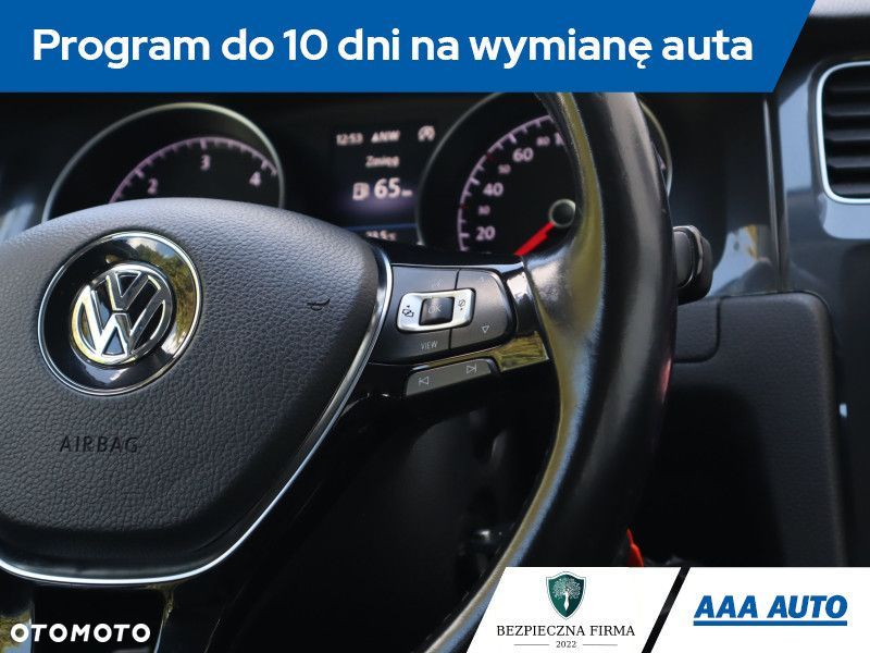 Volkswagen Golf - 19