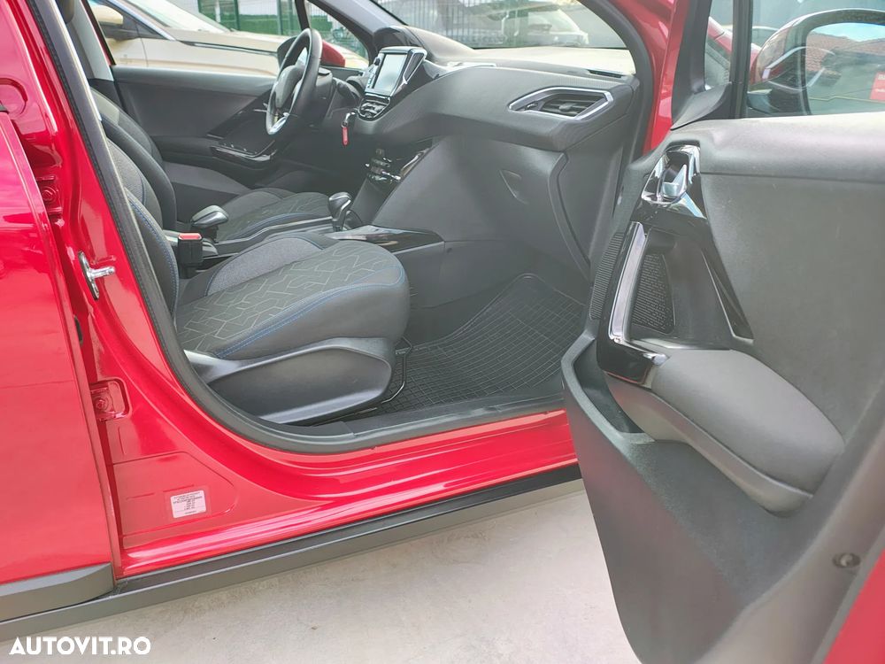 Peugeot 2008 PureTech 110 GPF Stop&Start EAT6 Style - 7