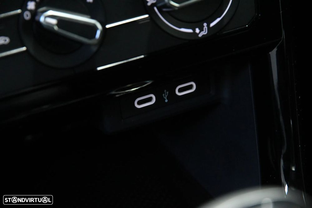 VW T-Cross 1.0 TSI Urban - 17