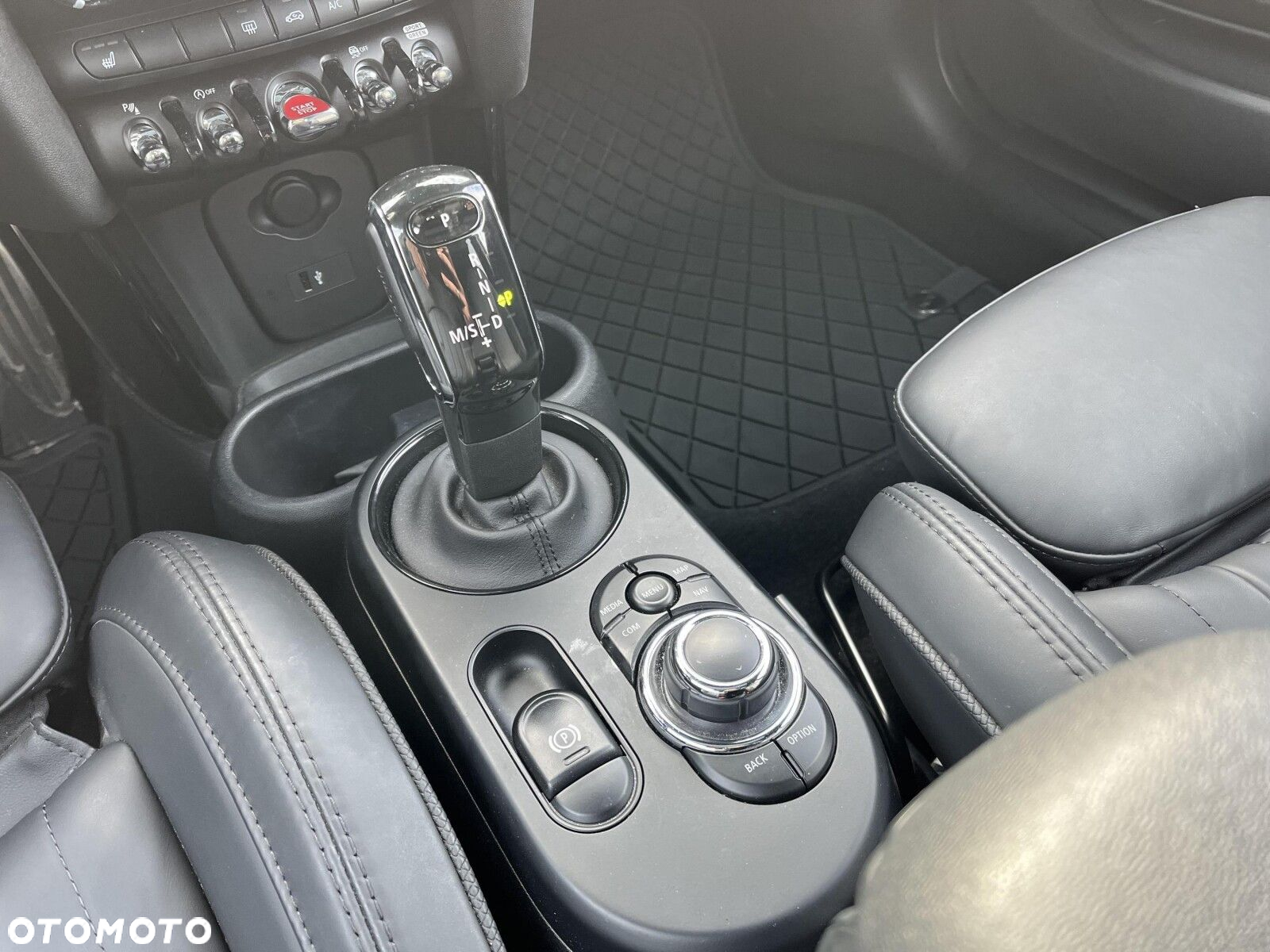 MINI Cooper S - 16