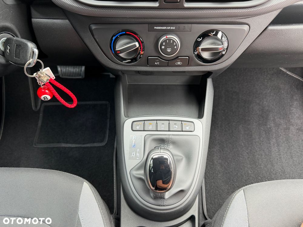 Hyundai i10 1.2 Automatik Trend - 24