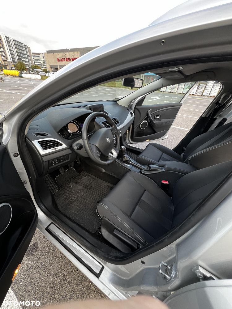 Renault Megane TCe 130 Dynamique - 11