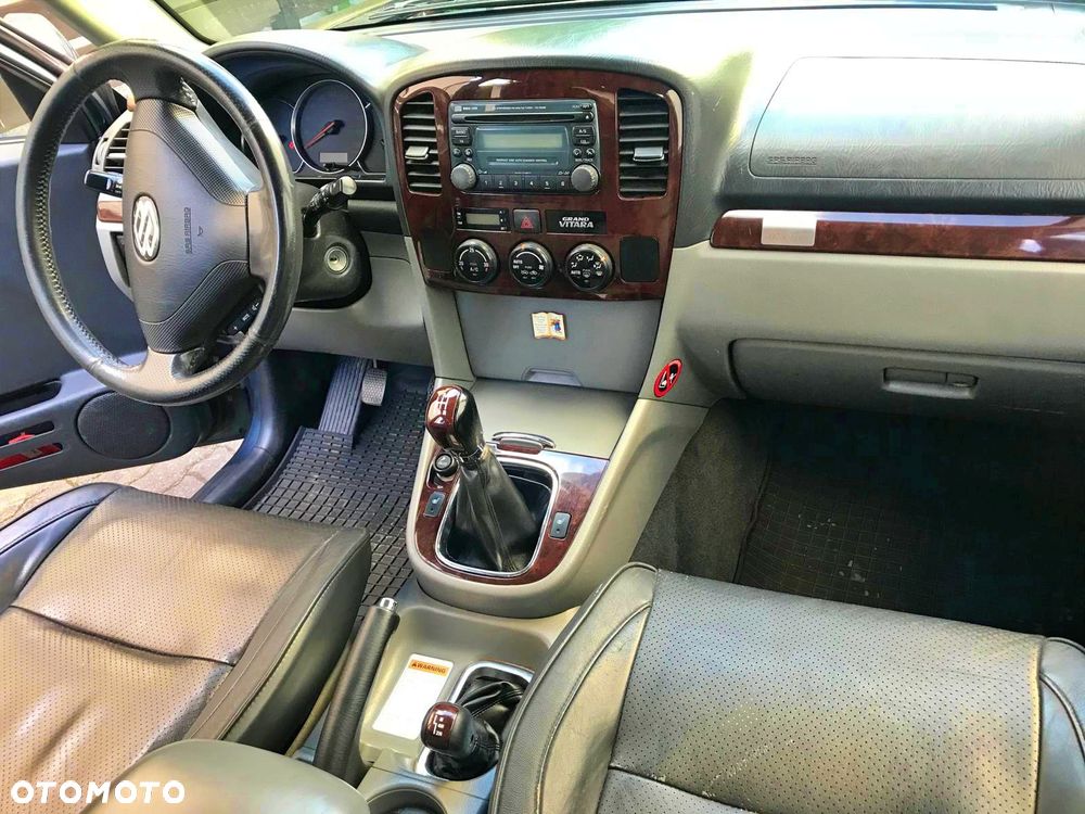 Suzuki Grand Vitara - 11