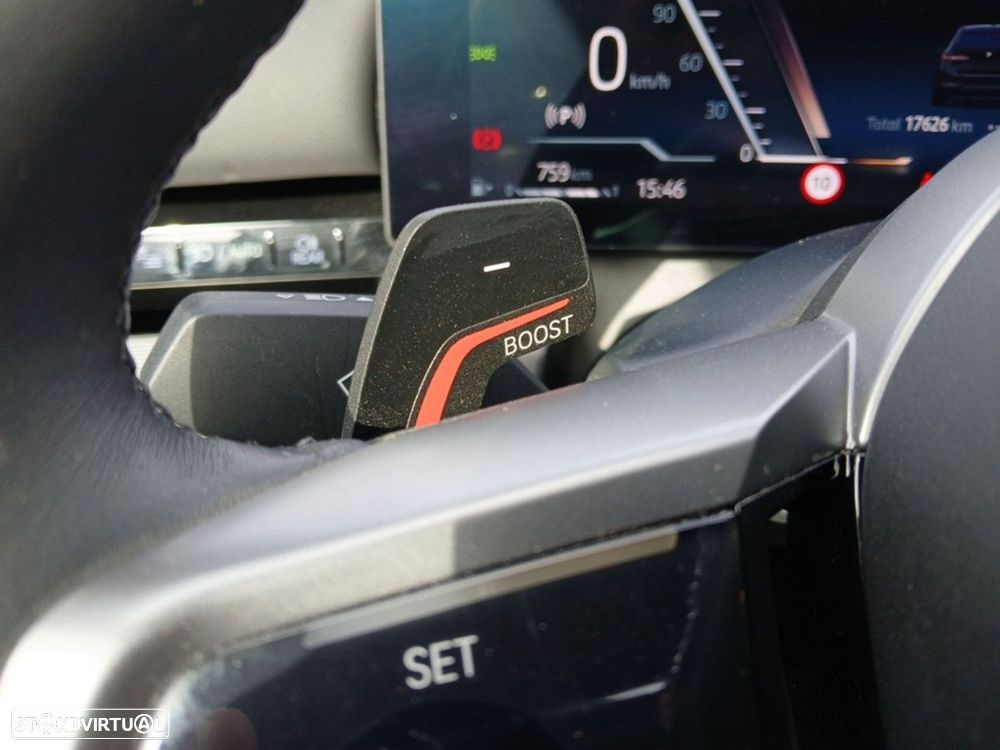 BMW 520 d Pack Desportivo M Auto - 17