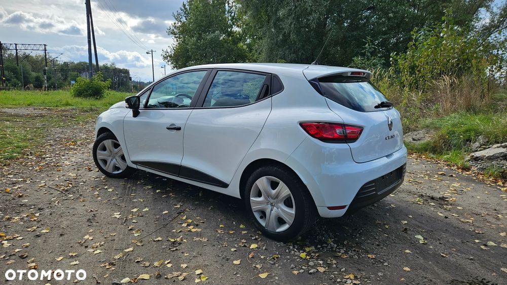 Renault Clio 1.2 16V Expression - 3