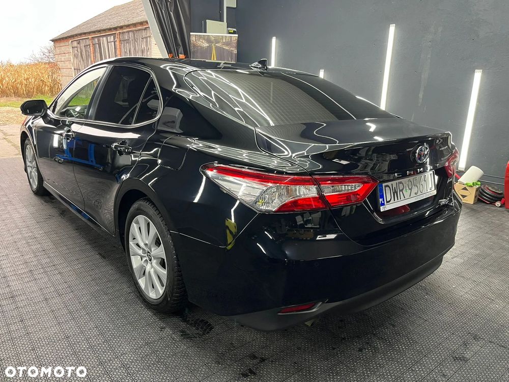 Toyota Camry 2.5 Hybrid Comfort CVT - 5