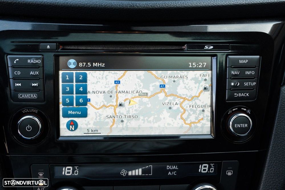 Nissan Qashqai 1.5 dCi N-Connecta - 19