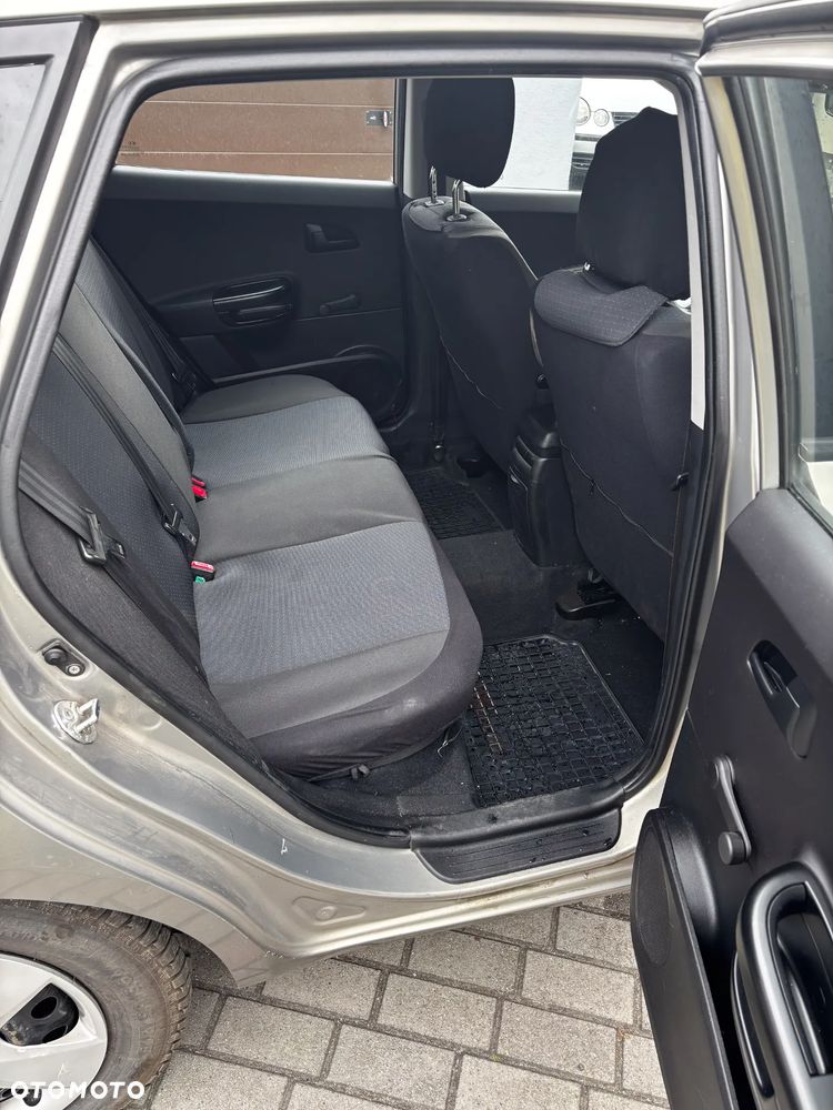 Kia Ceed 1.4 S Euro2012 - 13