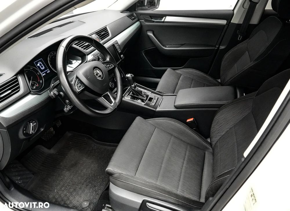 Skoda Superb 2.0 TDI DSG Style - 11