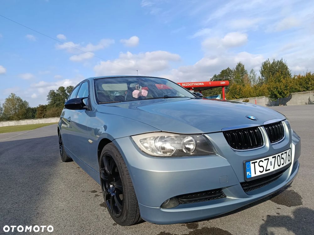 BMW Seria 3 320i - 2