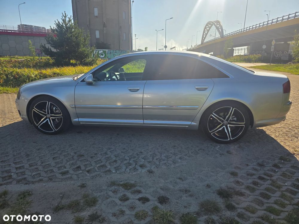 Audi A8 - 10