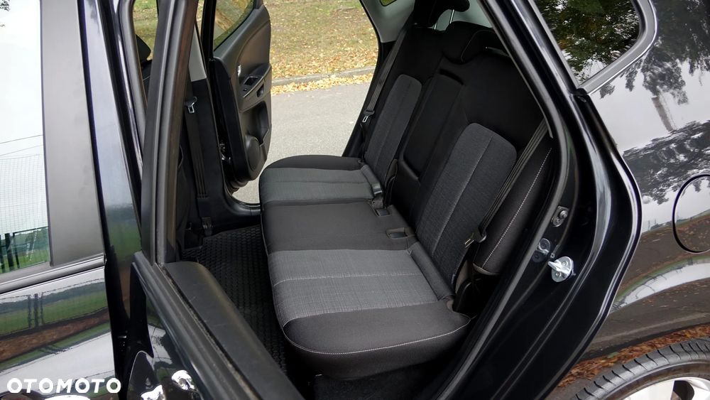 Kia Venga 1.6 CRDi 128 Platinum Edition - 9