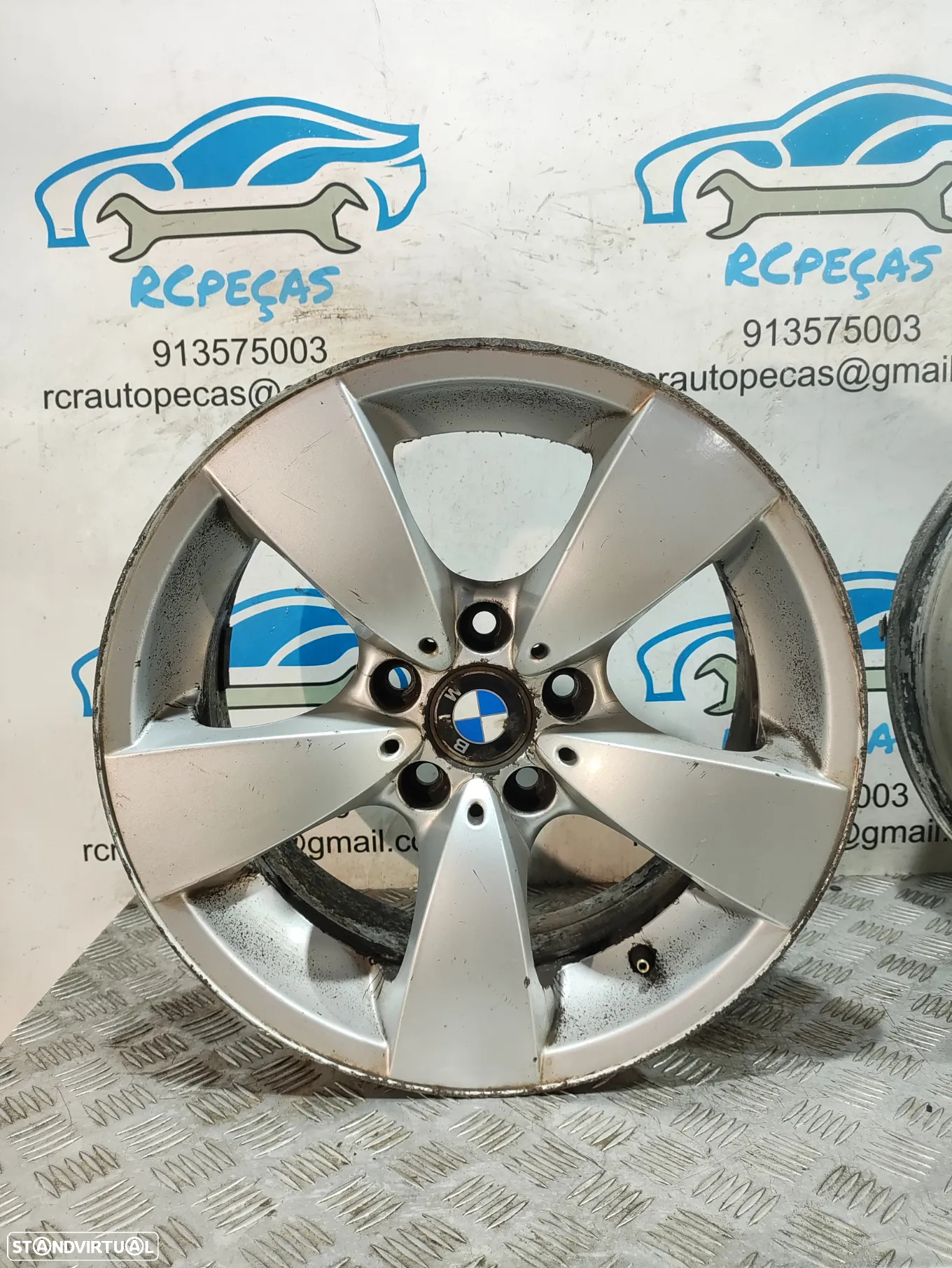 - Conjunto Jantes 17 Originais BMW Serie 5 E60 E61 7,5J ET20 5x120 - 6
