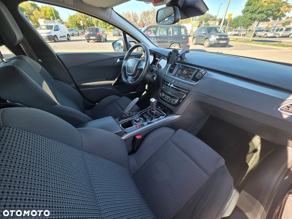 Peugeot 508 1.6 e-HDi Active S&S - 16