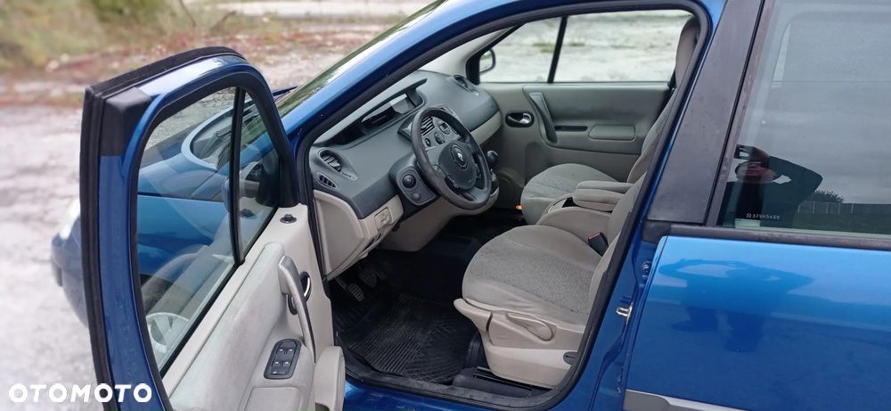 Renault Scenic - 8
