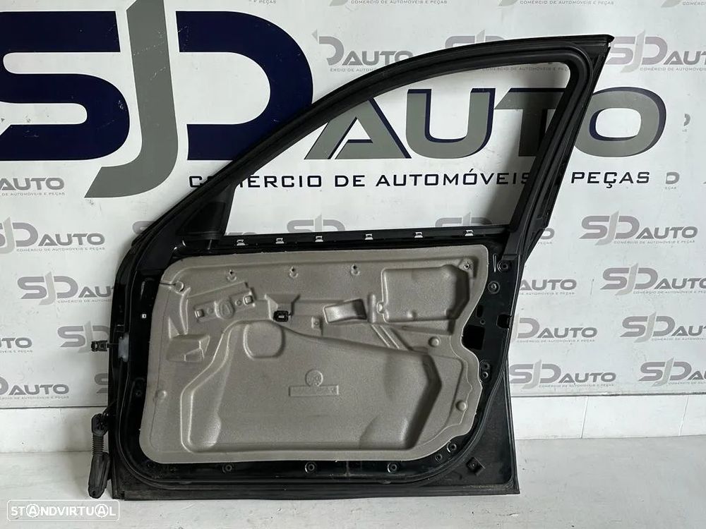 Porta Frente / Trás - BMW Série 5 (E60 / E61) - 4