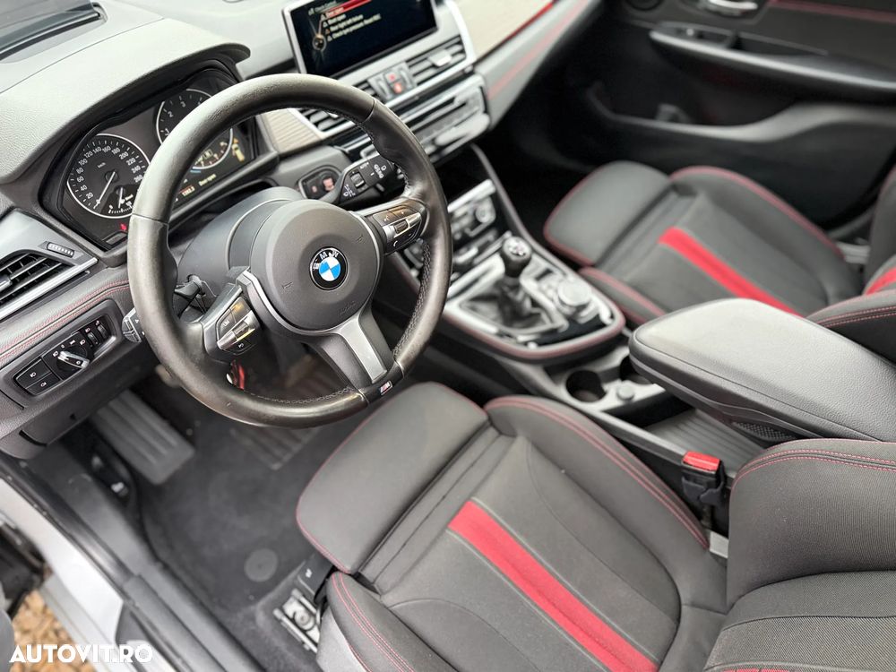 BMW Seria 2 218d - 7