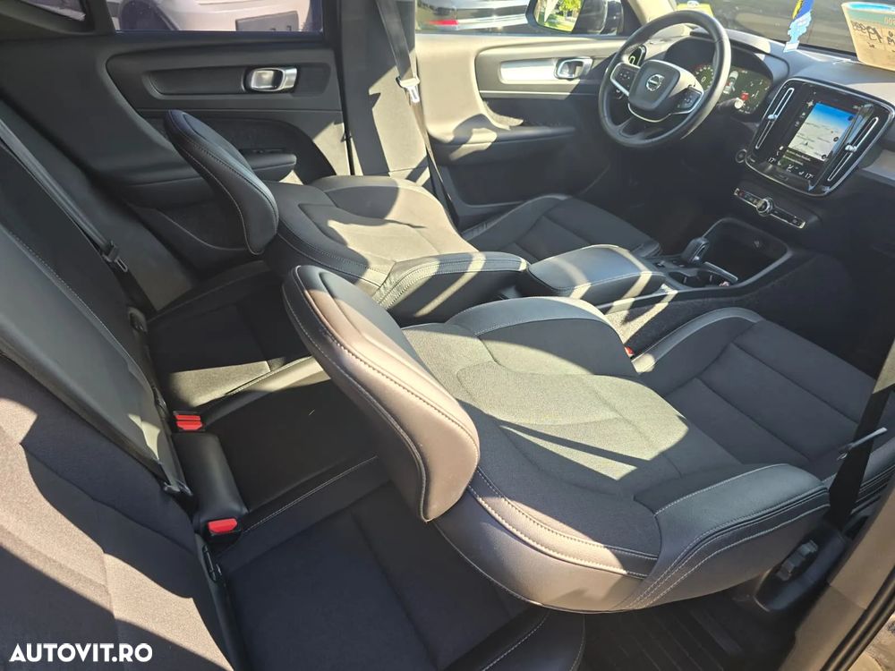 Volvo XC 40 D3 AWD Momentum Pro - 9