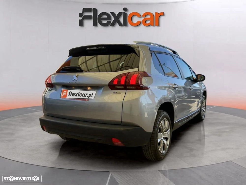 Peugeot 2008 1.2 PureTech Style - 3