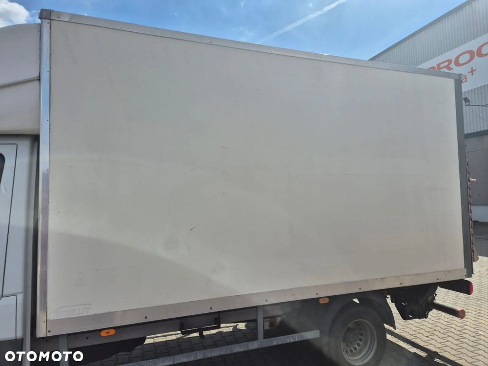 Mercedes-Benz Sprinter - 5
