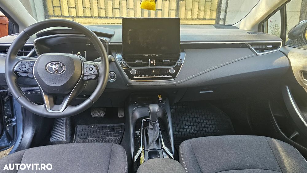 Toyota Corolla 1.8 HEV Business - 10