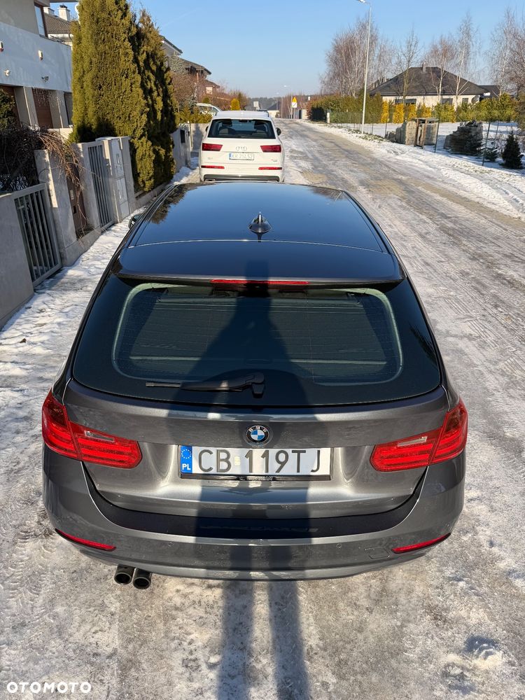 BMW Seria 3 328i xDrive Sport-Aut - 8