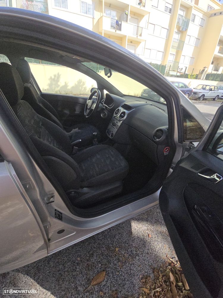 Opel Corsa 1.3 CDTI Enjoy EcoFLEX - 19