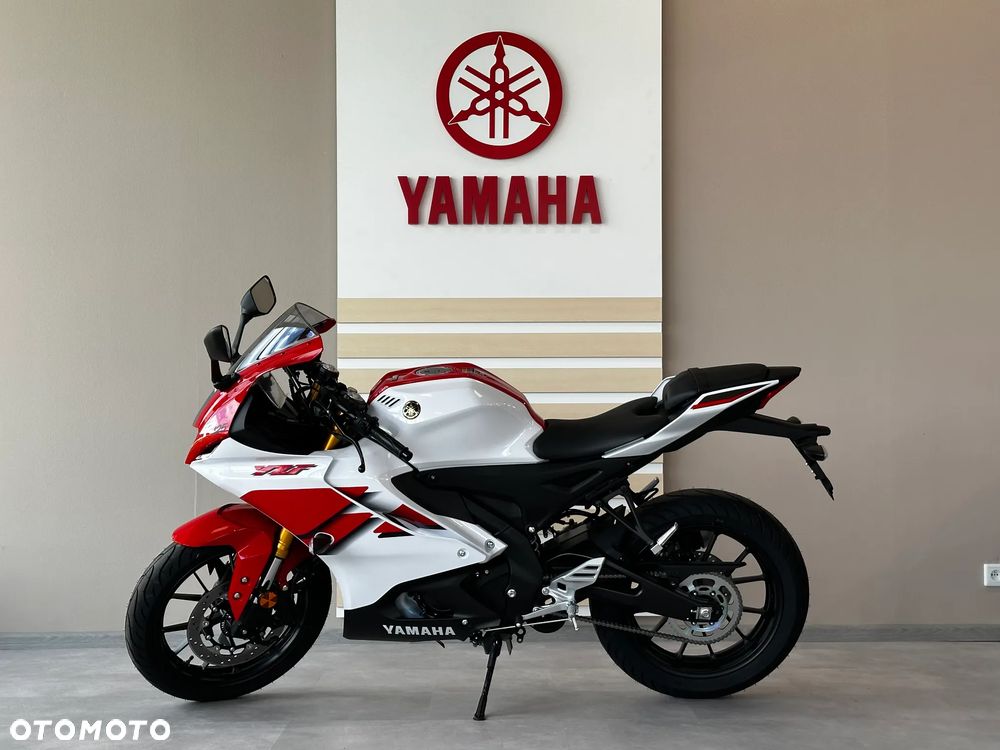 Yamaha YZF - 1