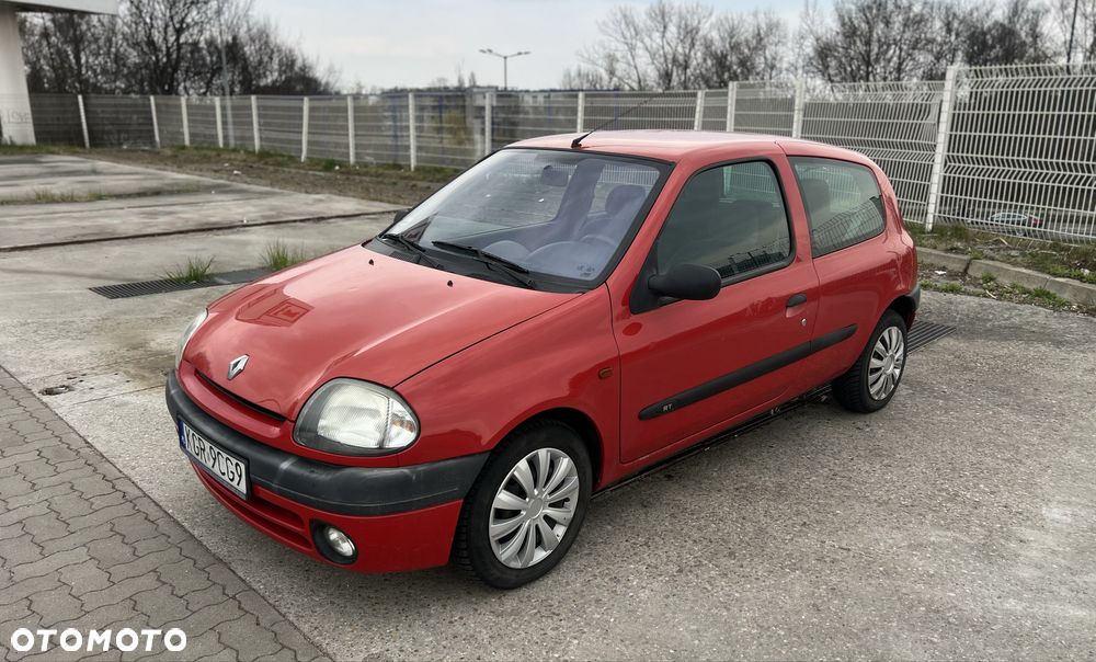 Renault Clio - 2